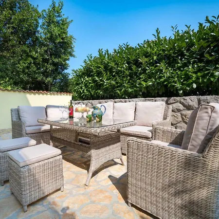 Holiday home Holiday Zora By Interhome *